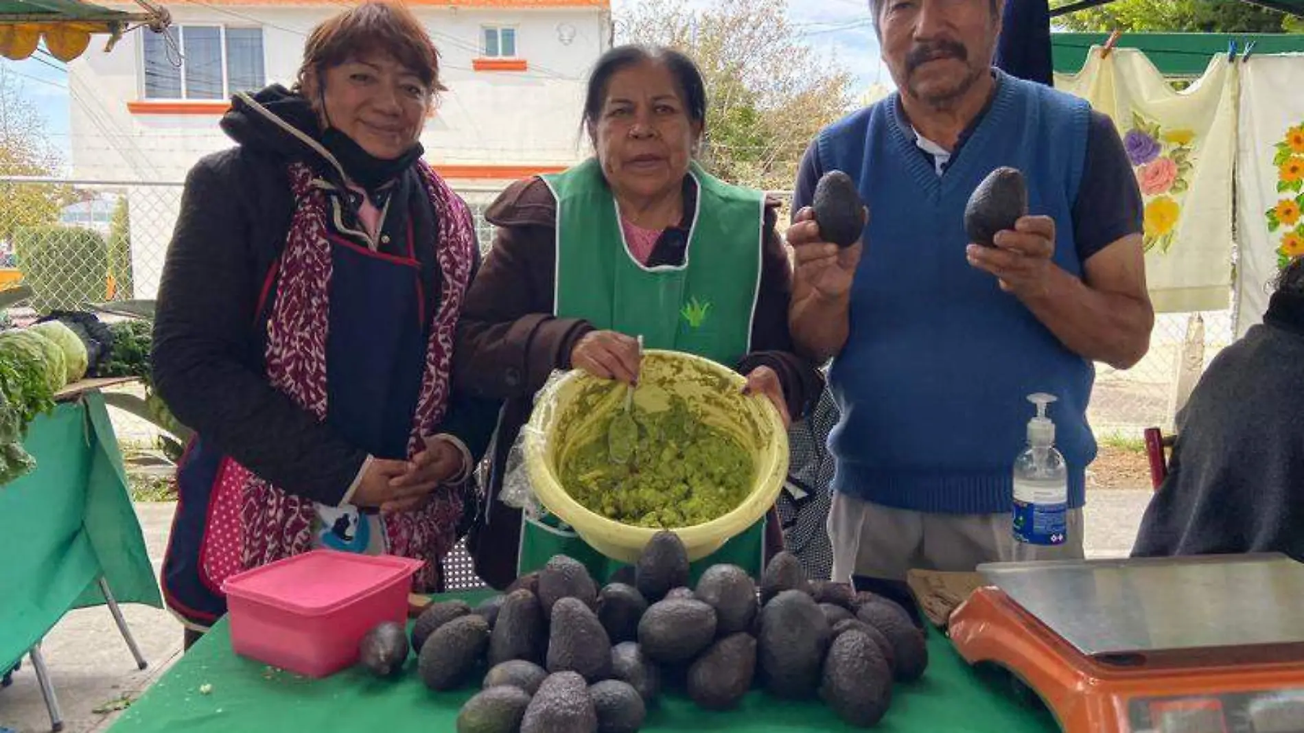 mercado alternativo Apizaco vendedores